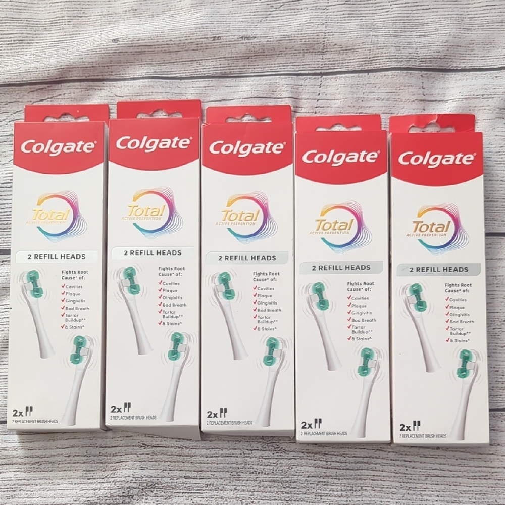 Colgate Total Replacement Toothbrush Heads - White with Green Bristles (2 Pack)